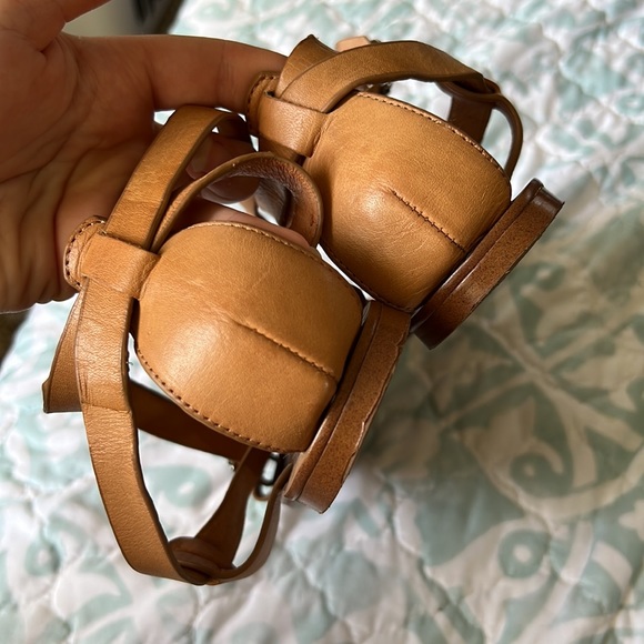Strappy Leather Madewell Sandals - Picture 5 of 5